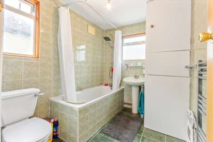 Ferncroft Avenue, London, Image 11