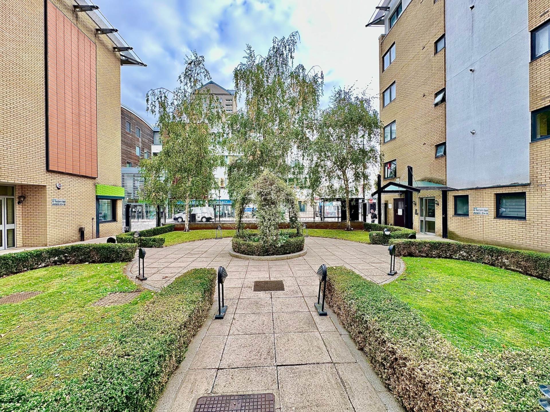 Westferry Road, London E14, Image 18