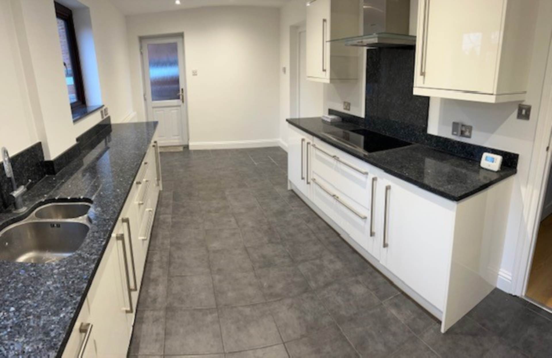 Abbots Road, Abbots Langley, WD5, Image 4