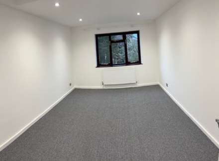 Abbots Road, Abbots Langley, WD5, Image 8