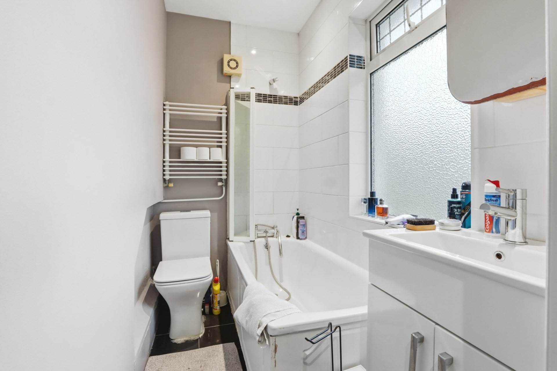 Hollickwood Avenue, London, Image 14