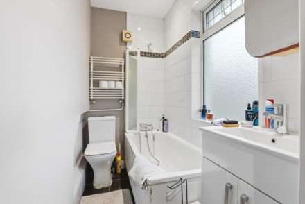 Hollickwood Avenue, London, Image 14