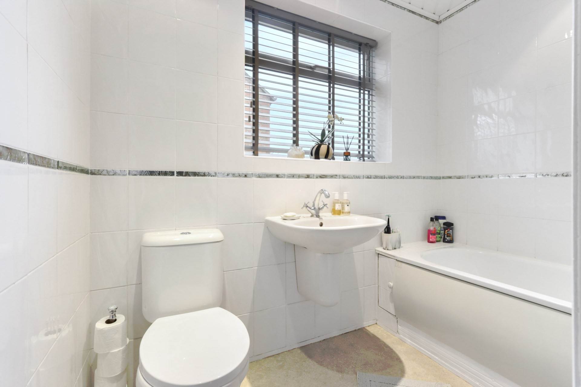 Macdonald Road, London, Image 6