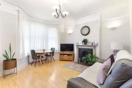 Macdonald Road, London, Image 2