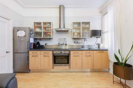 Macdonald Road, London, Image 3