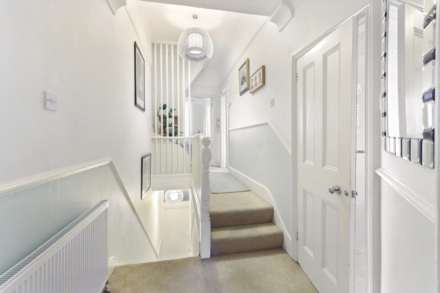 Macdonald Road, London, Image 7