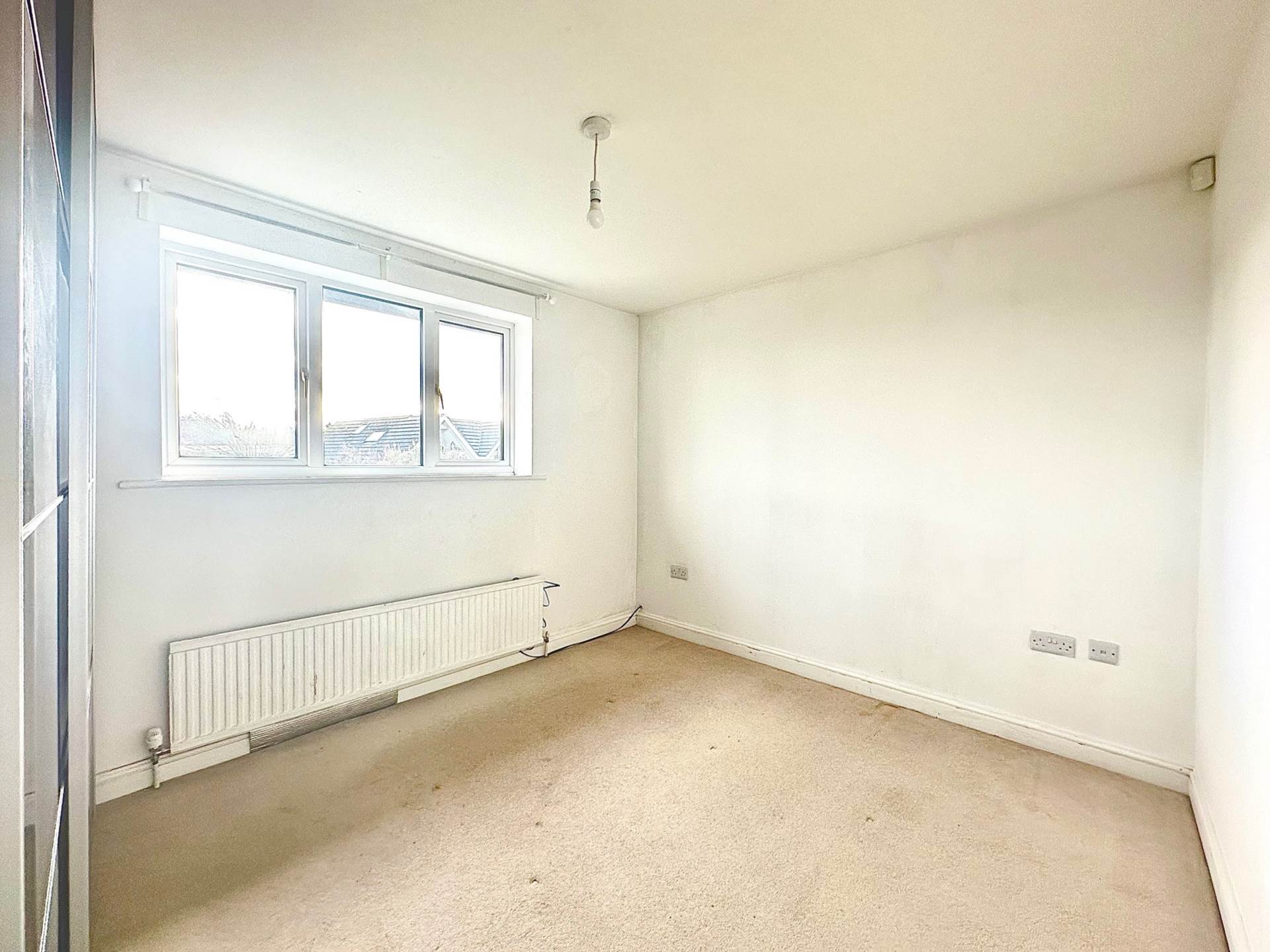 Marshalls Close, New Southgate, London N11, Image 6