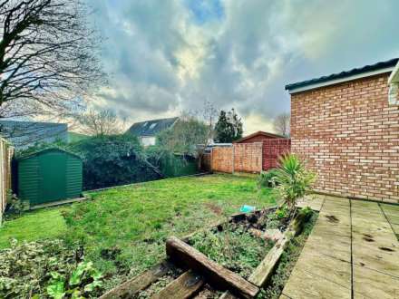 Marshalls Close, New Southgate, London N11, Image 11