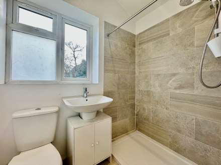 Marshalls Close, New Southgate, London N11, Image 17