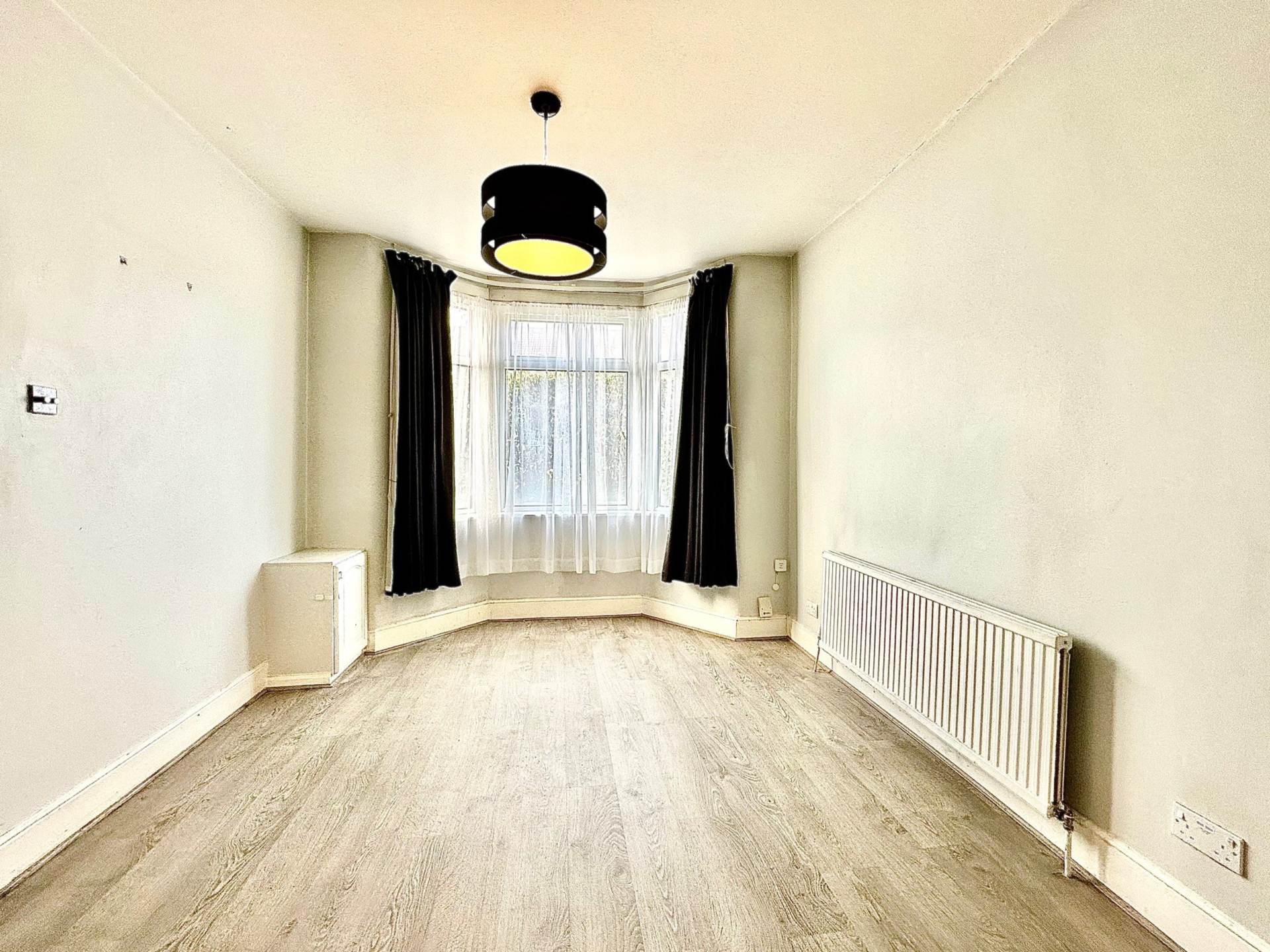 Sheldon Road, Edmonton, London N18, Image 7