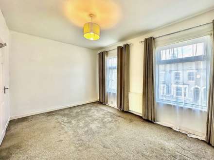 Sheldon Road, Edmonton, London N18, Image 10