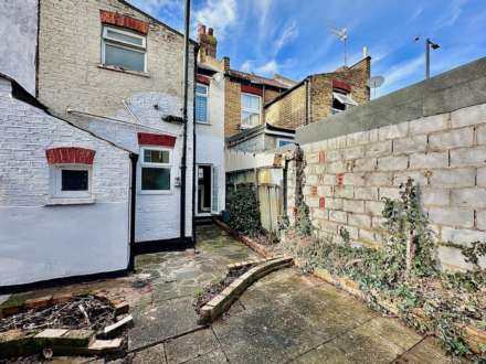 Sheldon Road, Edmonton, London N18, Image 18