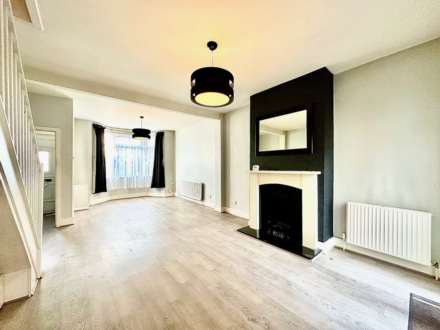 Sheldon Road, Edmonton, London N18, Image 5