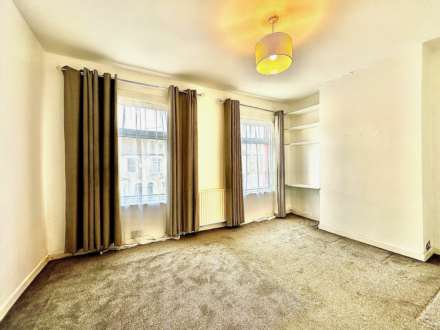Sheldon Road, Edmonton, London N18, Image 9