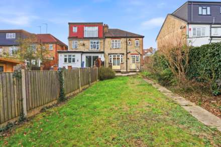 Ashurst Road, London, Image 10