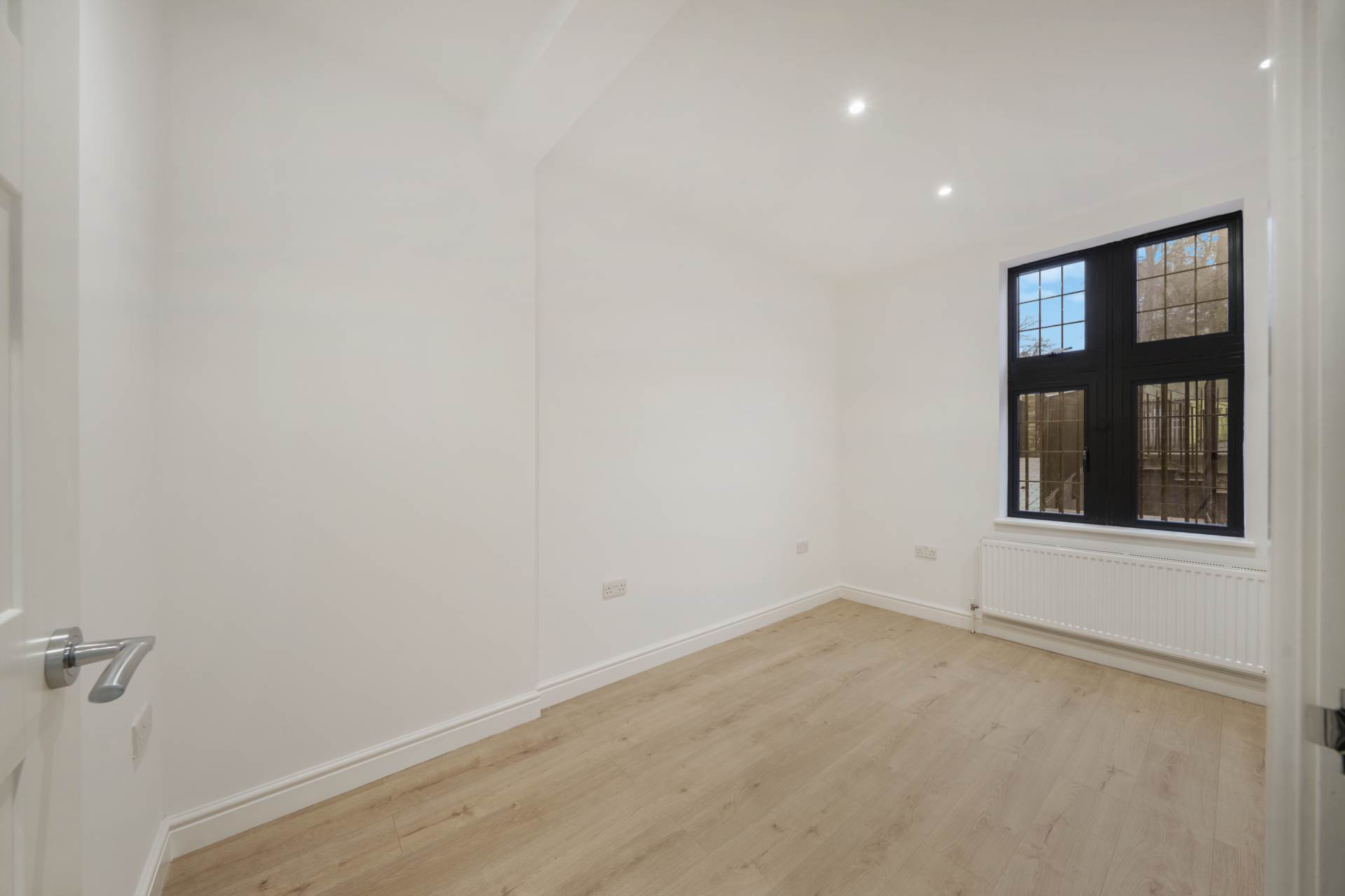 Nether Street, West Finchley London N3, Image 9