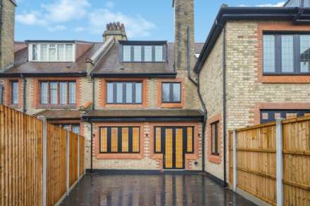 Nether Street, West Finchley London N3, Image 16