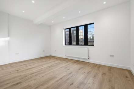 Nether Street, West Finchley London N3, Image 6