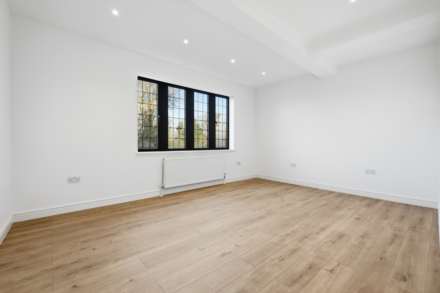 Nether Street, West Finchley London N3, Image 7