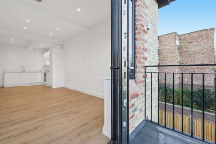 Nether Street, West Finchley London N3, Image 8