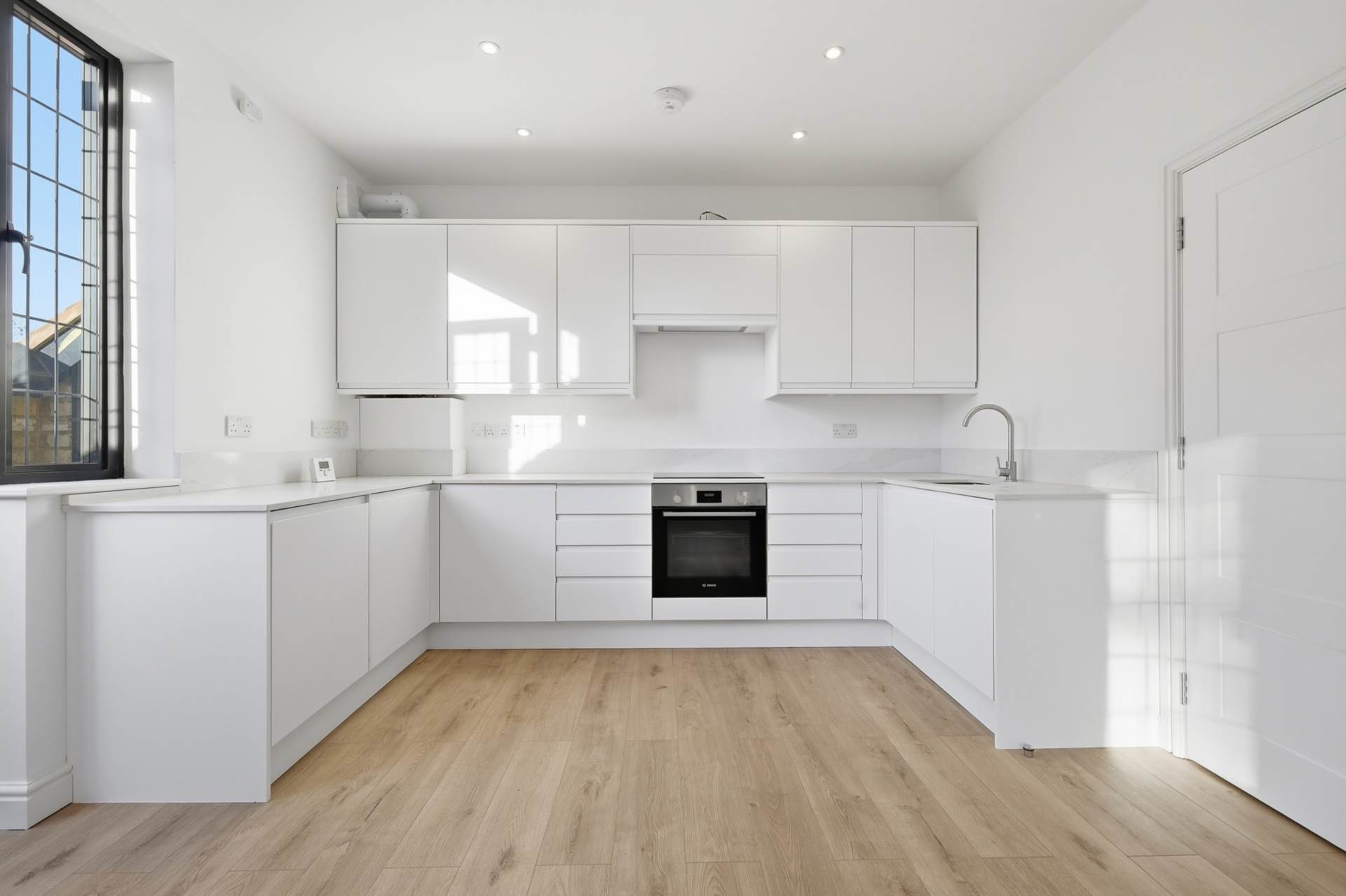 Nethr Street, West Finchley London N3, Image 8