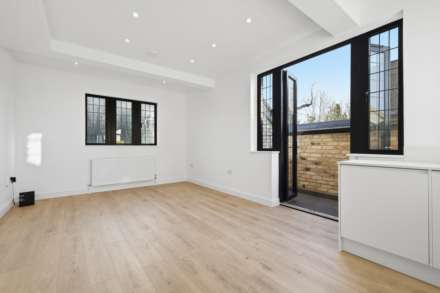 Nethr Street, West Finchley London N3, Image 3