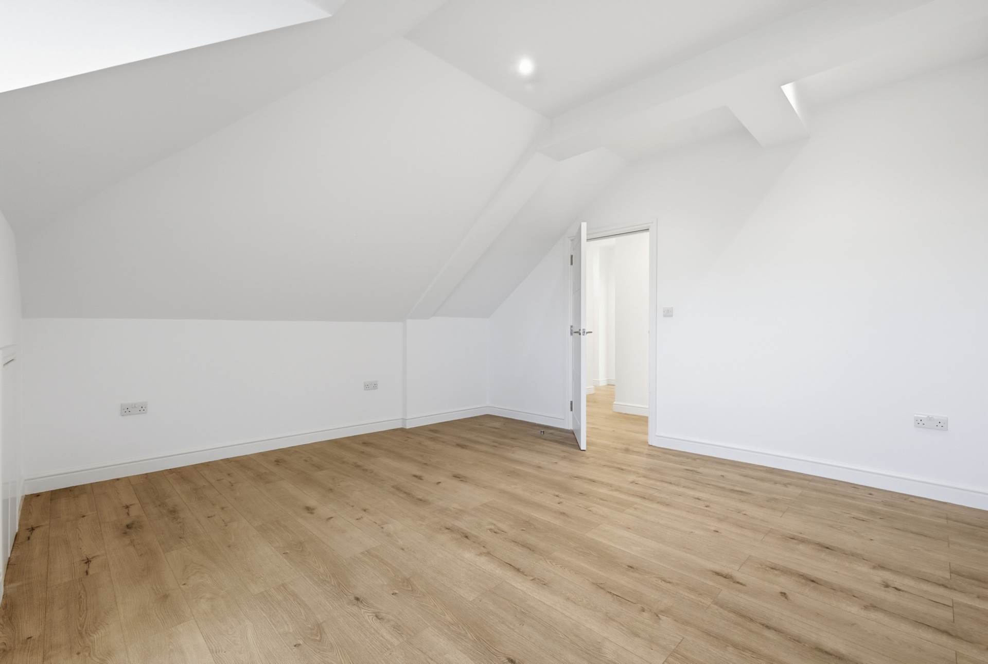 Nether Street, West Finchley London N3, Image 17