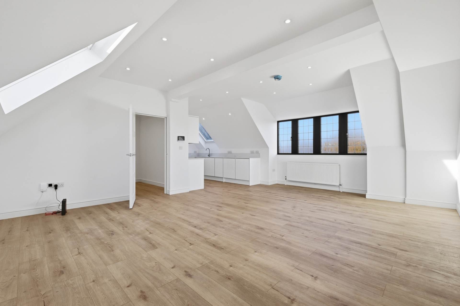 Nether Street, West Finchley London N3, Image 2