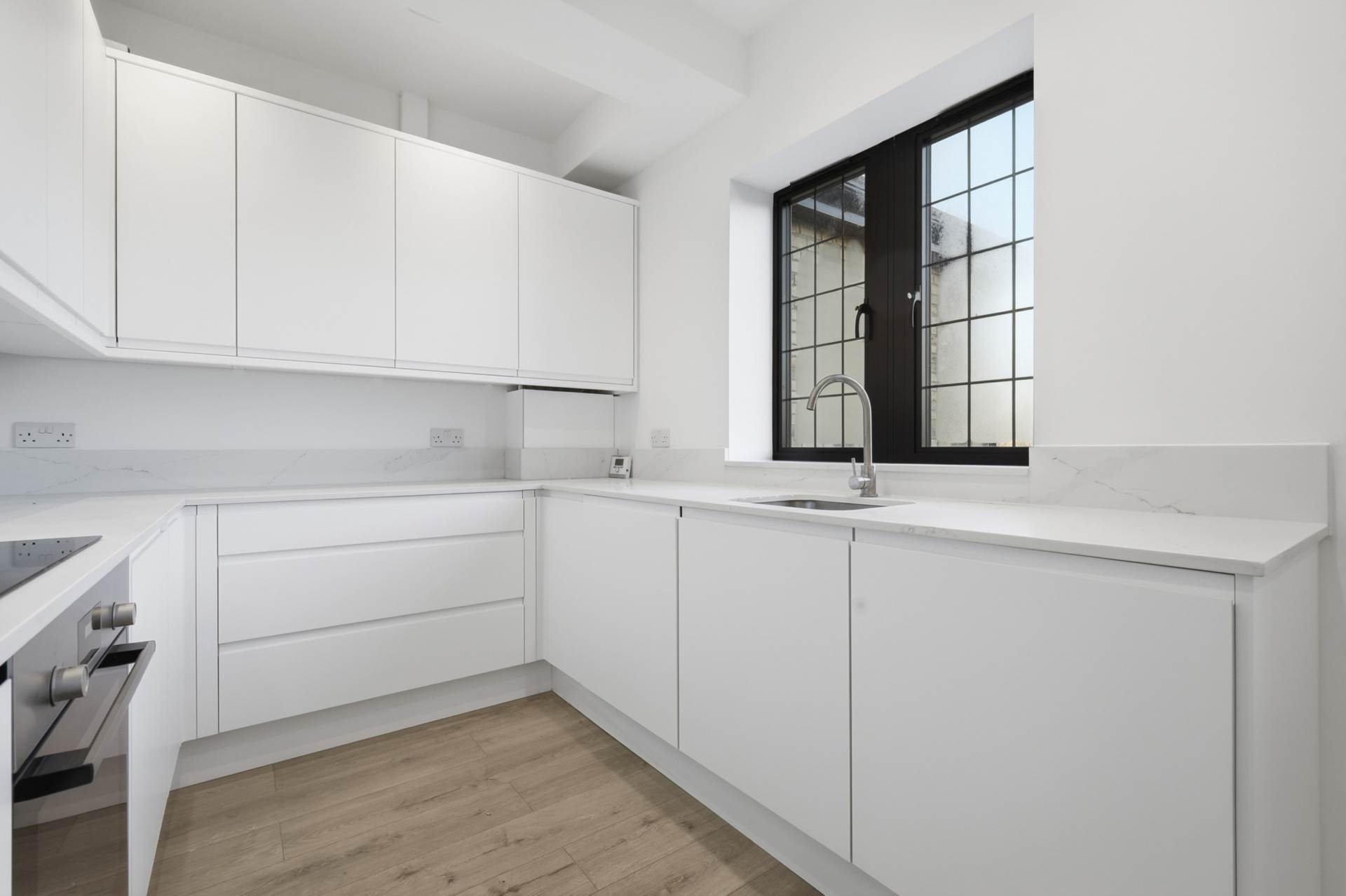 Nether Street, West Finchley London N3, Image 8