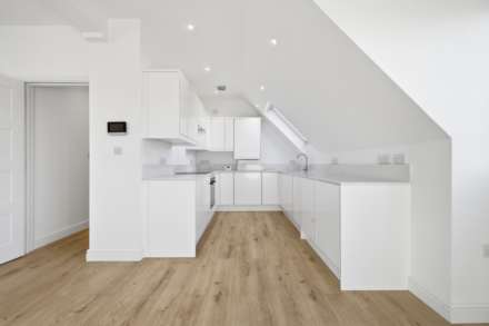 Nether Street, West Finchley London N3, Image 6