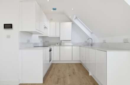 Nether Street, West Finchley London N3, Image 7