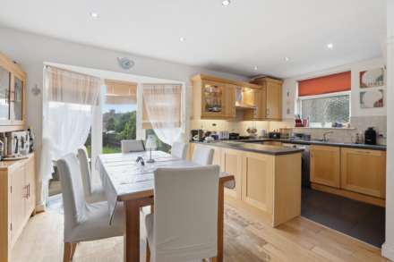 The Linkway, Barnet, Image 4