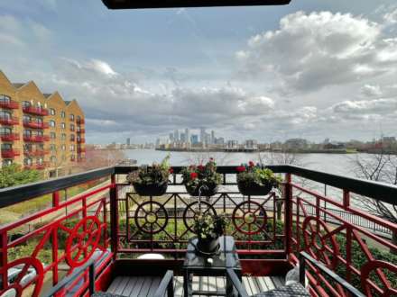 Property For Rent Wapping Wall, London