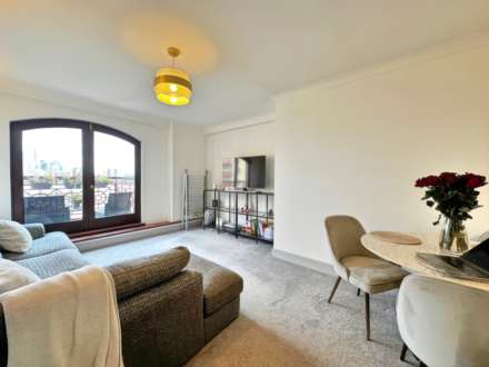 Wapping Wall, London E1W, Image 2