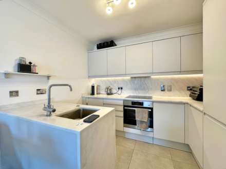 Wapping Wall, London E1W, Image 3