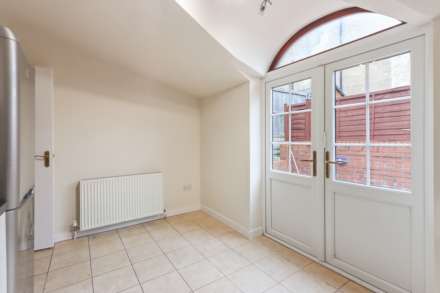 Parkhurst Road, London, Image 4