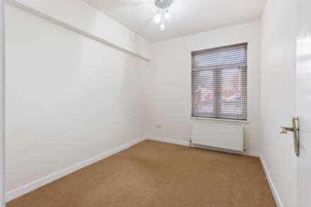 Parkhurst Road, London, Image 6