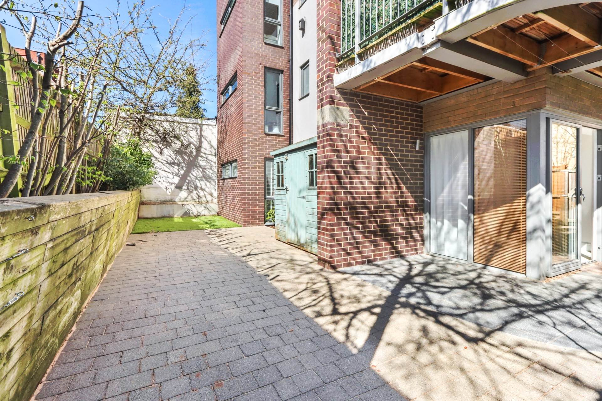 2 Sambroke Square, Image 1