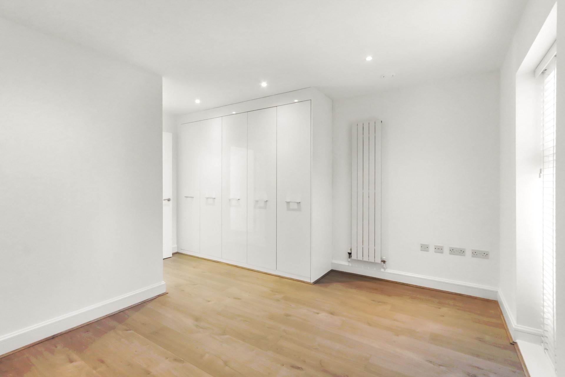 2 Sambroke Square, Image 8