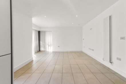 2 Sambroke Square, Image 3