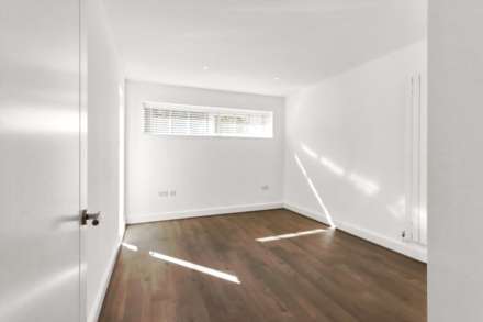 2 Sambroke Square, Image 6