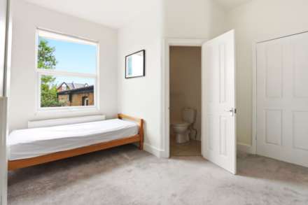 Parkhurst Road, London, Image 7