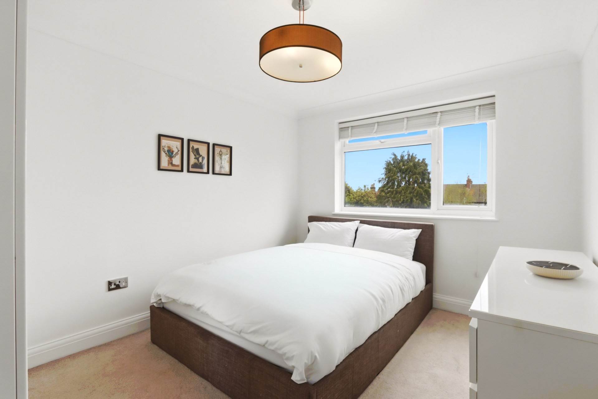 Bellevue Road, London, Image 3