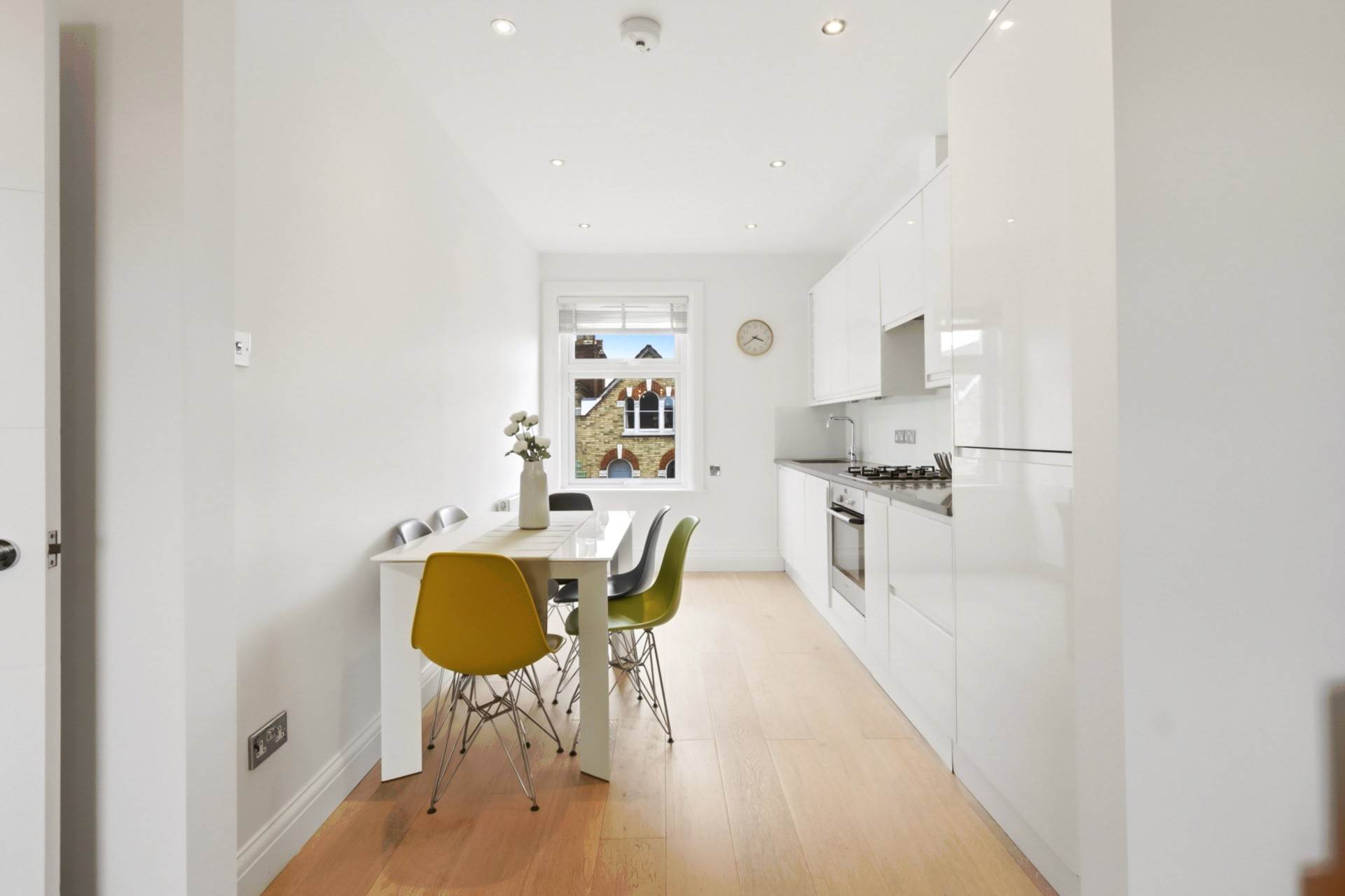 Bellevue Road, London, Image 5