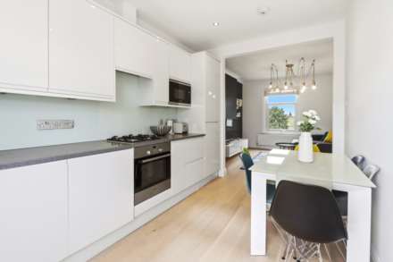 Property For Sale Flat 34c Bellevue Road, London