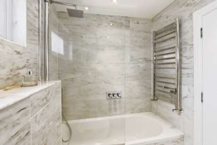 Bellevue Road, London, Image 6