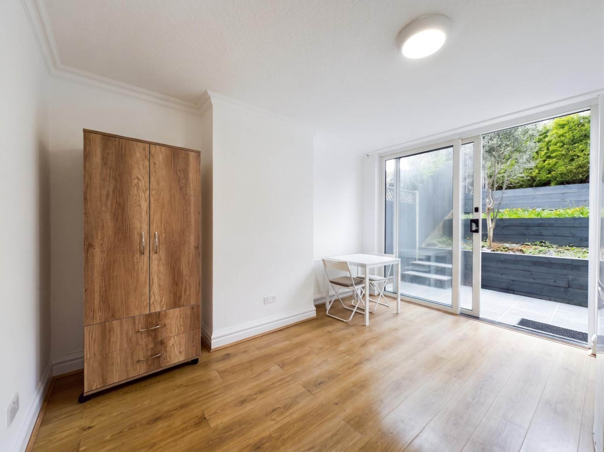 Seymour Road, Luton LU1, Image 14