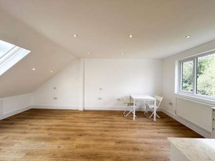 Seymour Road, Luton LU1, Image 4