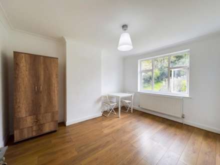 Seymour Road, Luton LU1, Image 8