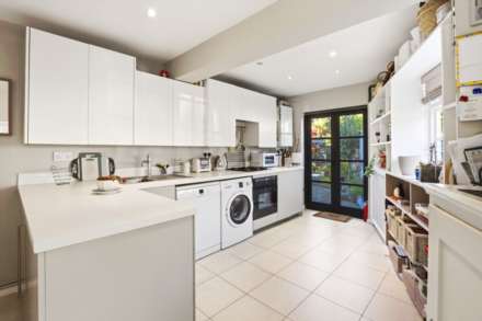Wilson Street, London, Image 6
